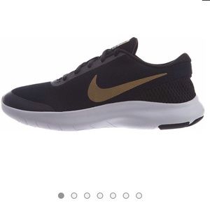 Nike Flex Experience Run 7, Black/Gold, Size 8.5